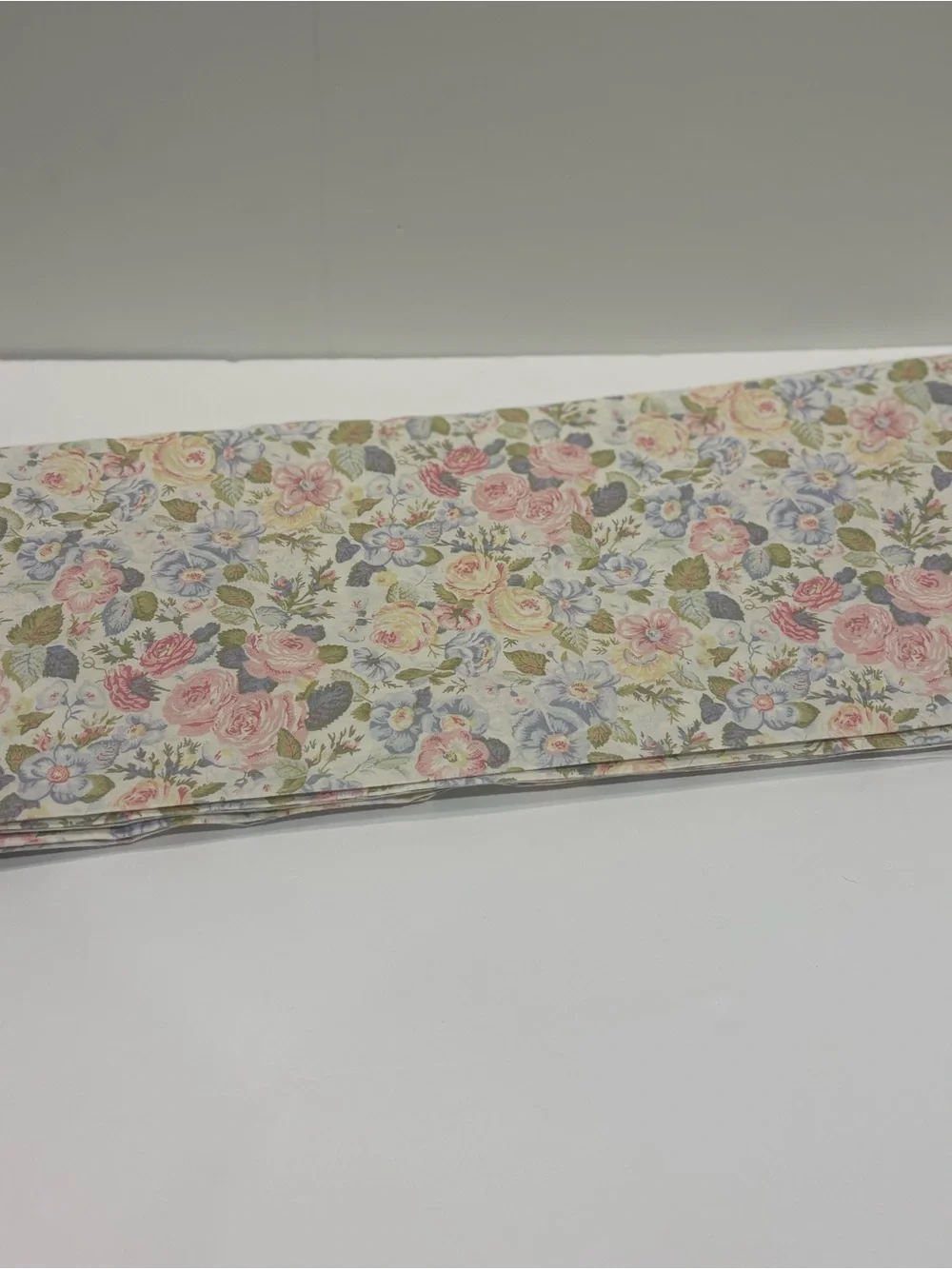Vtg Laura Ashley Sycamore Quartet Floral Valance 18x83” Yellow Pink Cottagecore